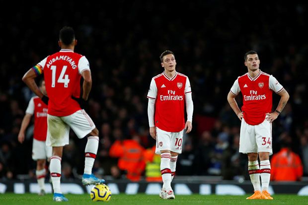 Arsenal Kalah Lagi,...