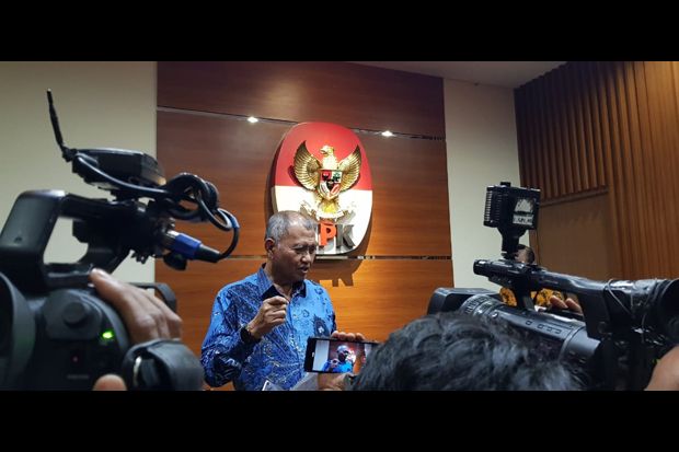 KPK Pantau Kasus Penyelundupan...