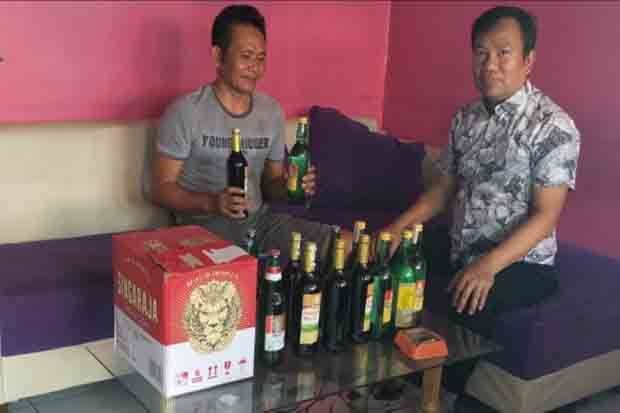 Puluhan Botol Minuman...