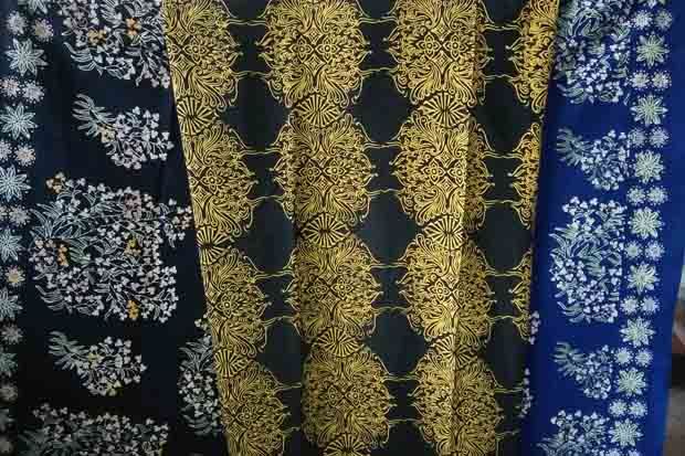 Batik Edelweis Khas...