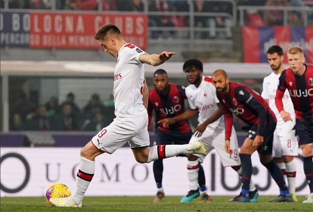 Stefano Pioli Beber...