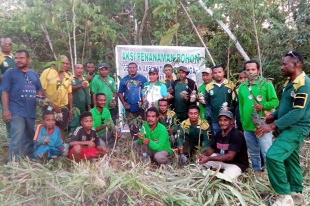 Kampung Adat Diminta...