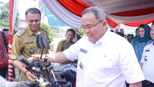 Sebar Alat Pemadam 287...