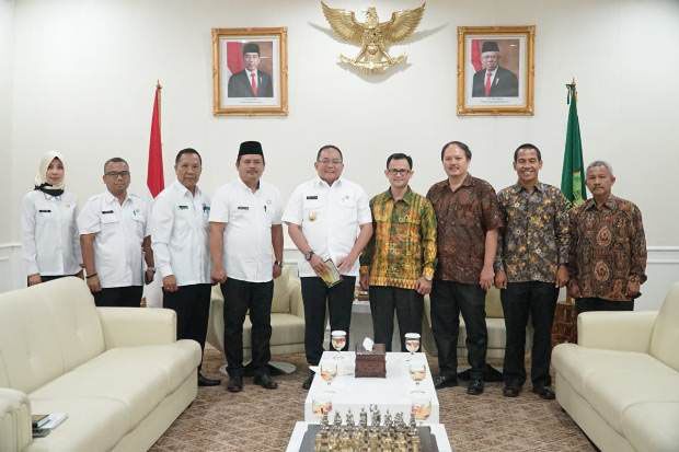 Meriahkan Natal, Panitia...