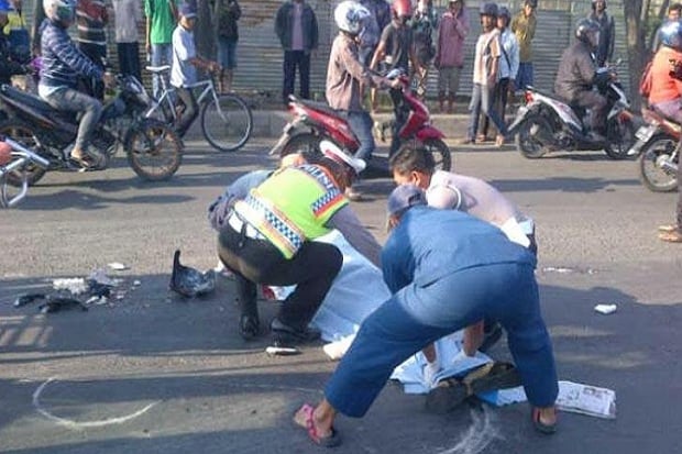 Sekretaris Bupati Tabrak...