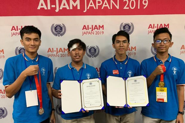Siswa Indonesia Harumkan...