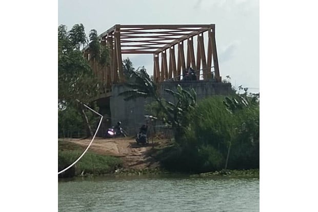 Warga Pertanyakan Proyek...