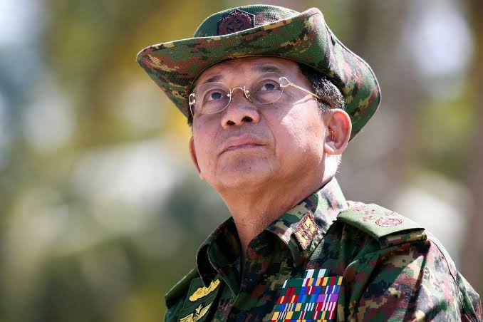 AS Terapkan Sanksi pada...