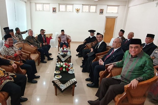 Haedar Nashir Dikukuhkan...
