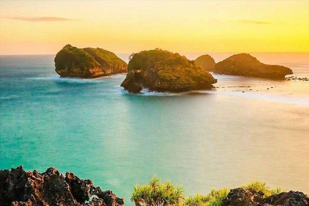 Pantai Kasap, Pantai...