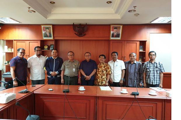 Bupati Pasangkayu Koordinasikan...