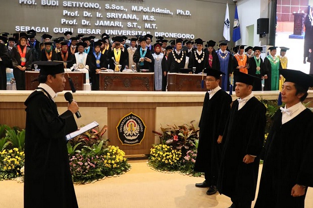 Rektor Undip: Guru Besar...
