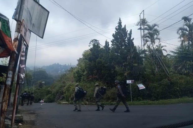 3 Calon Brimob Watukosek...
