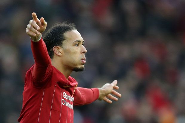 Kalahkan Raheem Sterling,...