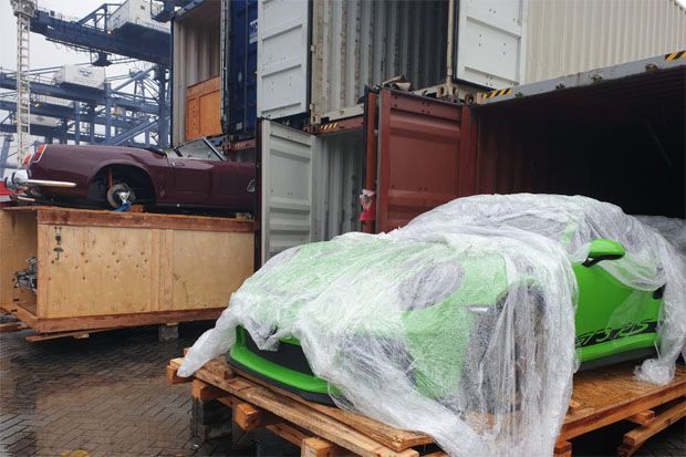 19 Mobil Mewah dan 35...