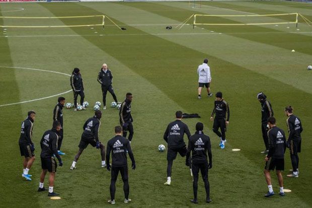 Hadapi Barcelona di...