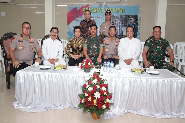 Panglima TNI Cek Pengamanan...