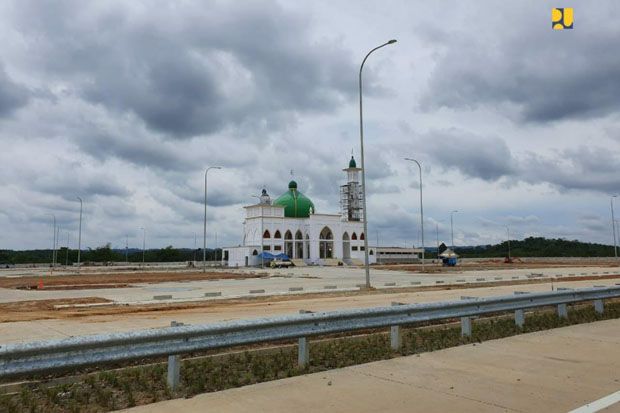 Jalan Tol Pertama di...