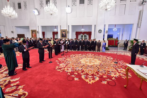 Pimpin Dewan Pengawas...