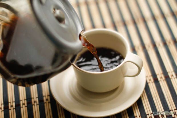 Minum Kopi Saring Tekan...