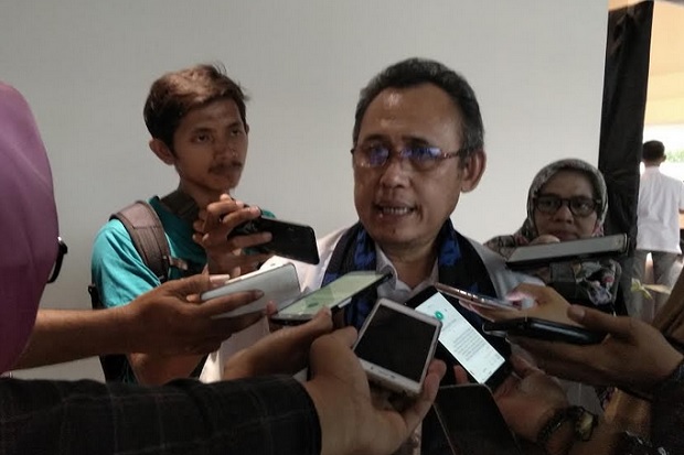 Marak Pengembang Syariah,...