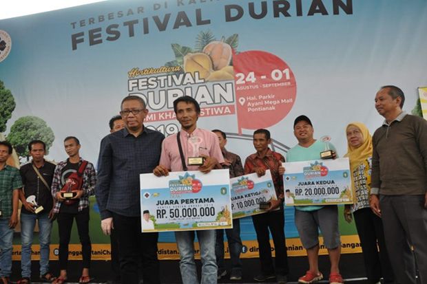 Mencari Durian Varietas...