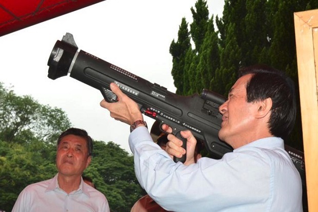 Takut Diinvasi China,...