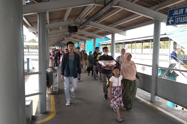 Arus Mudik Nataru di...