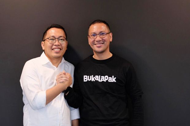 Ditinggal Achmad Zaky,...