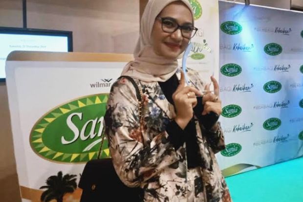 Di Mata Angkie Yudistia,...