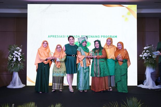 Sania Berikan 26 Penghargaan...