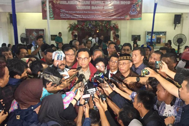 Sambangi Sejumlah Gereja,...
