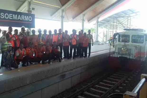 Jalur Kereta Api Bandara...