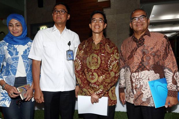 Zulkifli Zaini Jadi...