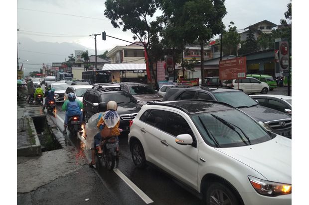 Libur Nataru Jalur Puncak...