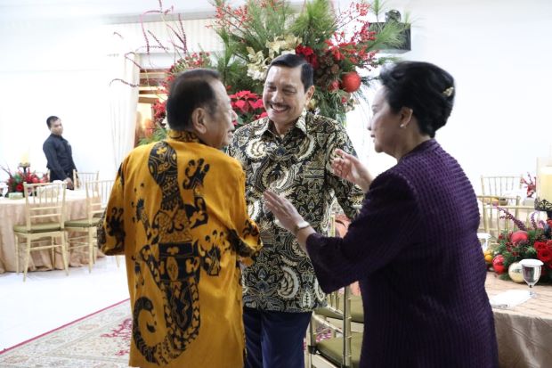 Usai Natal, Luhut Bertolak...