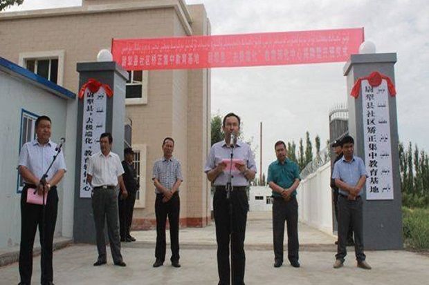 Soal Krisis Xinjiang,...
