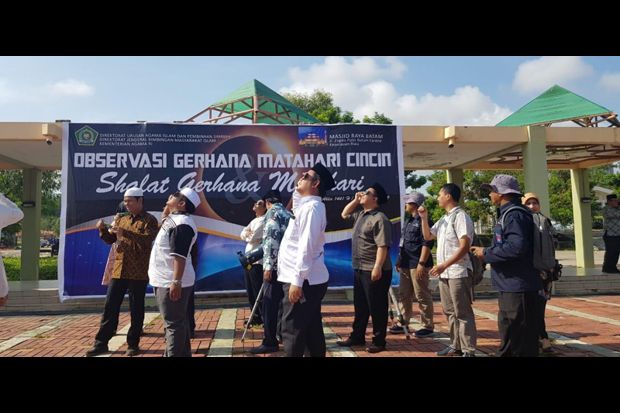 Gerhana Matahari Cincin,...