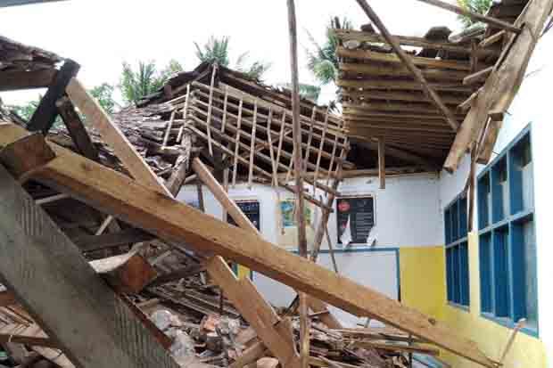 Gempa 5,0 SR Sukabumi...