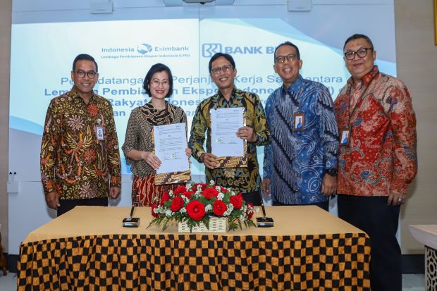 Akhir November 2019,...