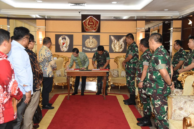 TNI dan PT Freeport...