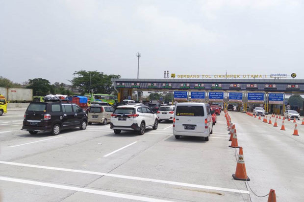 Arus Balik Natal, Hari...
