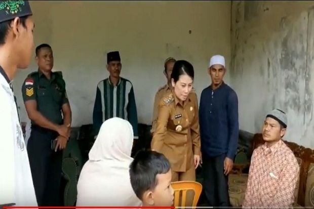 Geger, Istri Lurah di...