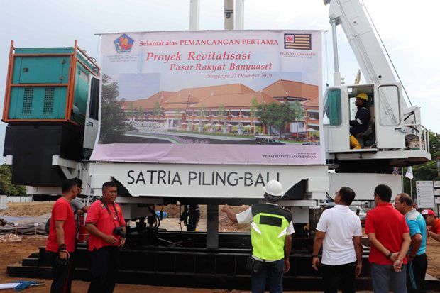 Revitalisasi Pasar Rakyat...