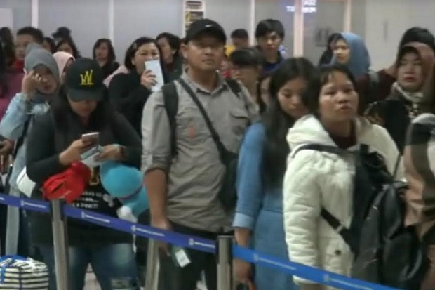 Libur Akhir Tahun, Kedatangan...