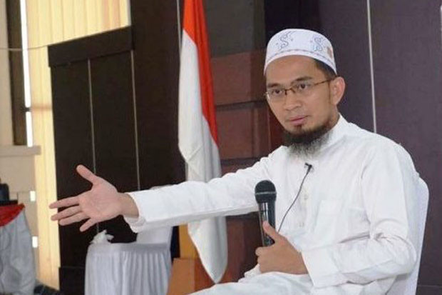 Ustaz Adi Hidayat Jadi...
