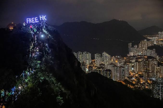 Demonstran Hong Kong...