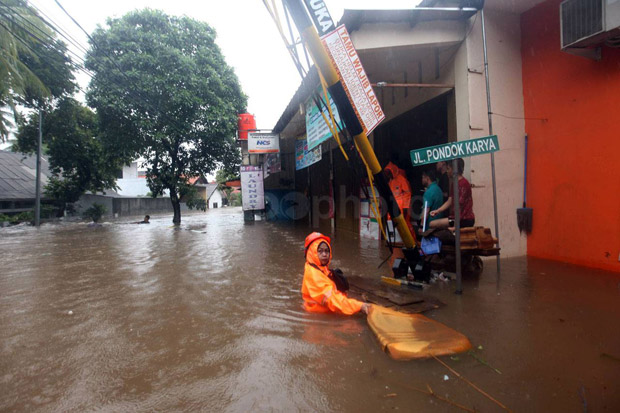 Jakarta Selatan Dikepung...