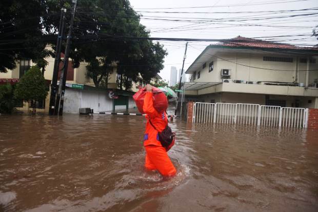 Banjir Mengintai, PLN...