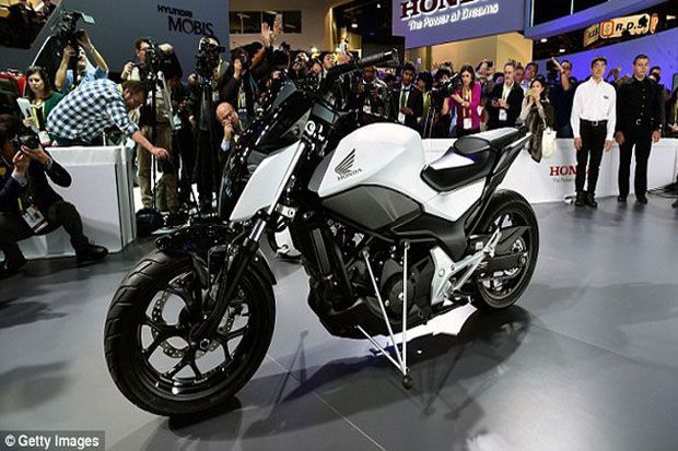 Honda Sukses Produksi...